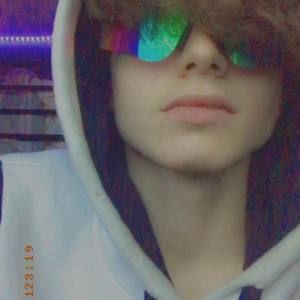 Meet your Posher, Dylan